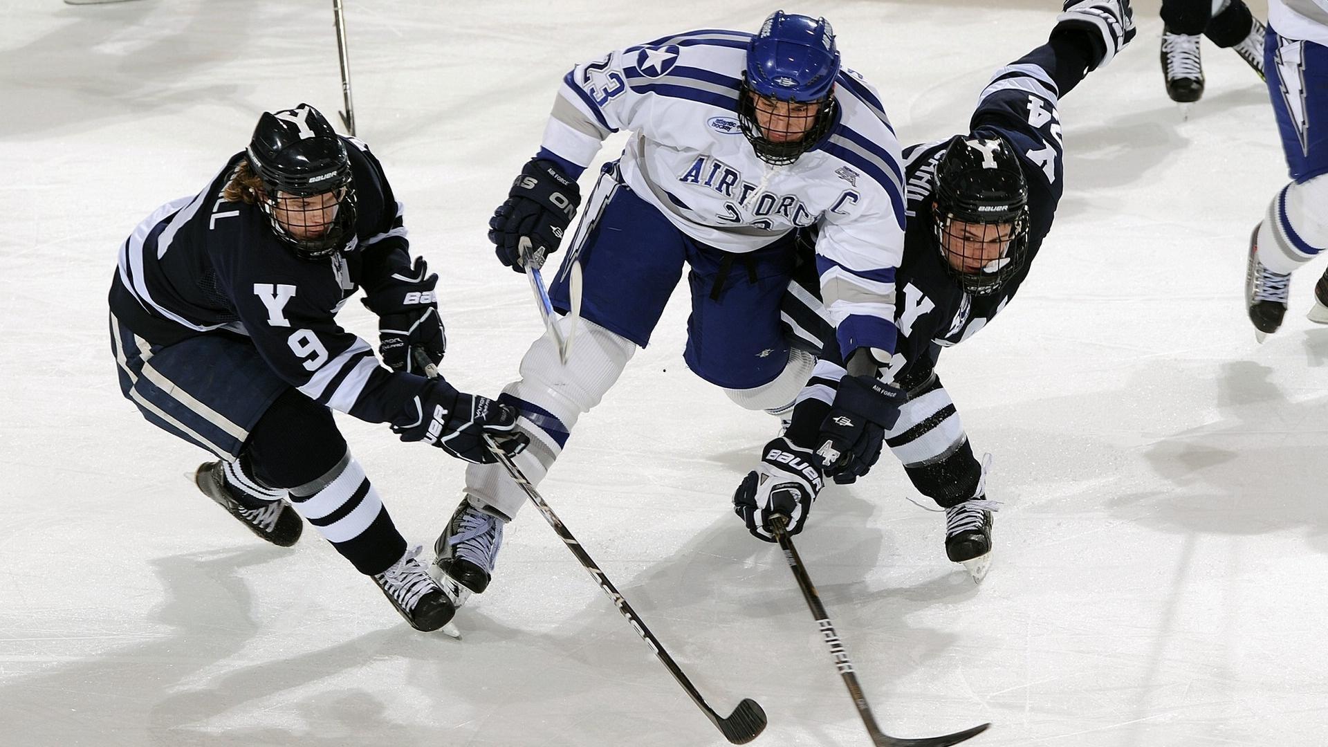 双加时鏖战！湖人险胜勇士，詹姆斯关键三分锁定胜局|BSPORTS