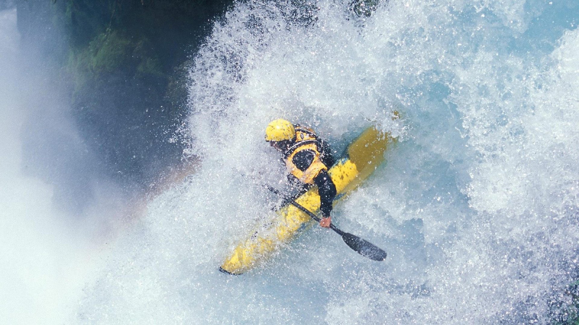 库里狂飙12记三分球，勇士主场大胜湖人